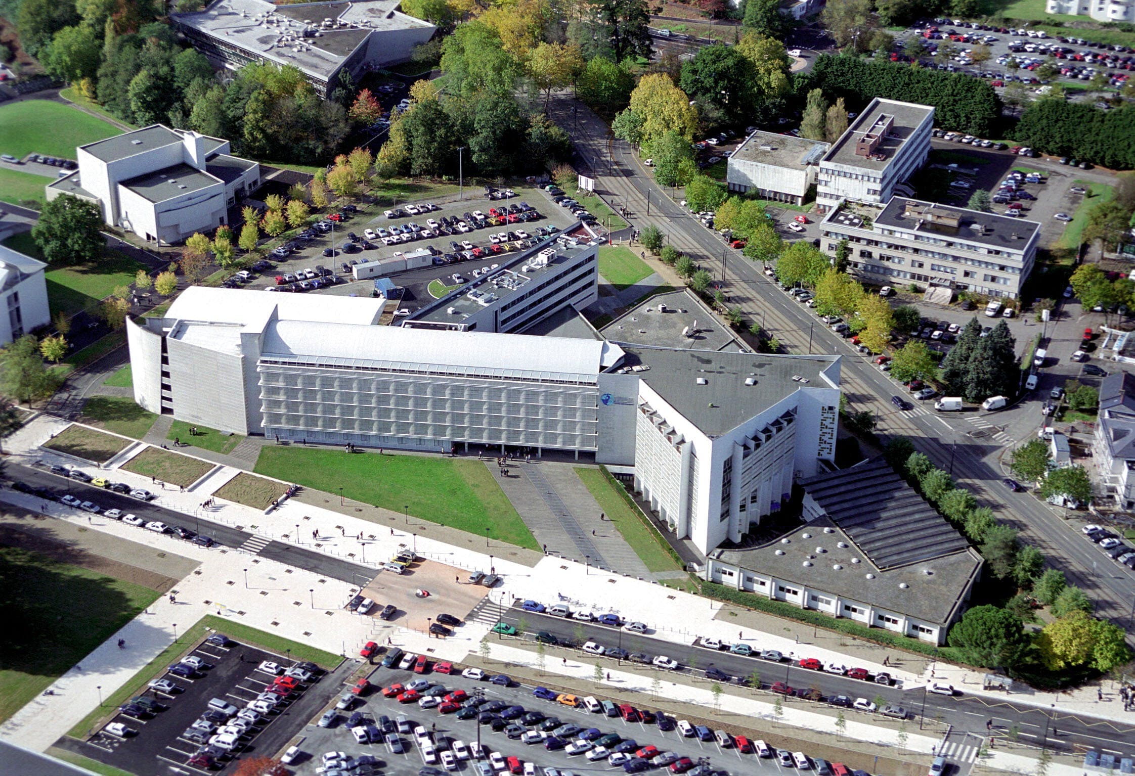 Audencia Business School campus
